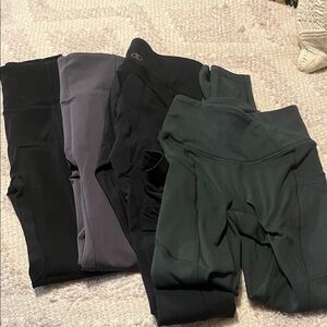 Bundle of 4 leggings